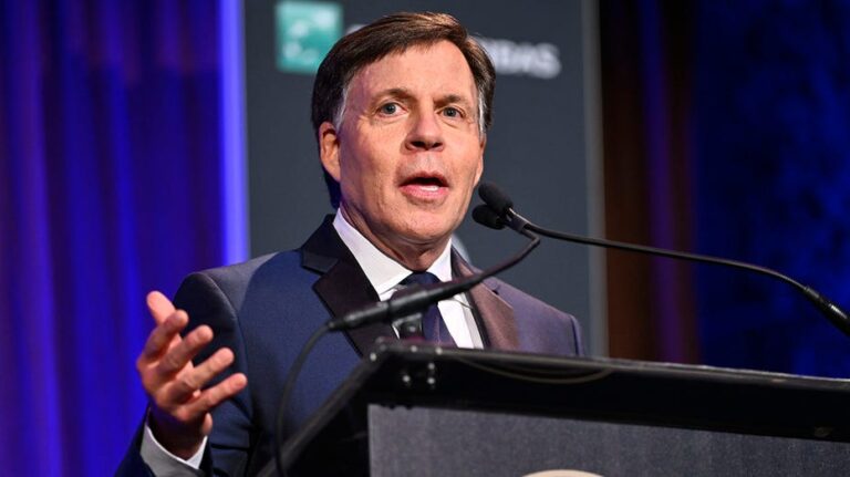 Longtime sportscaster Bob Costas says presidential election is a question of morality, not politics