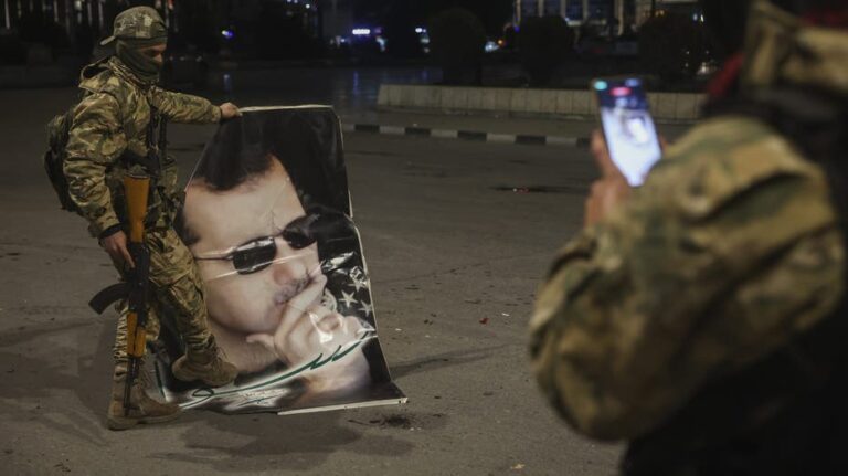 Islamist rebels in Syria catch Assad, Putin, Iran regimes off guard giving US new mideast headache