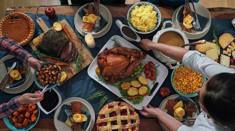 America's favorite and least favorite Thanksgiving dishes: report