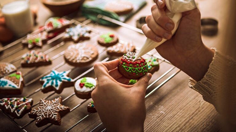 10 holiday baking must-haves you need to make cookies, cakes and more