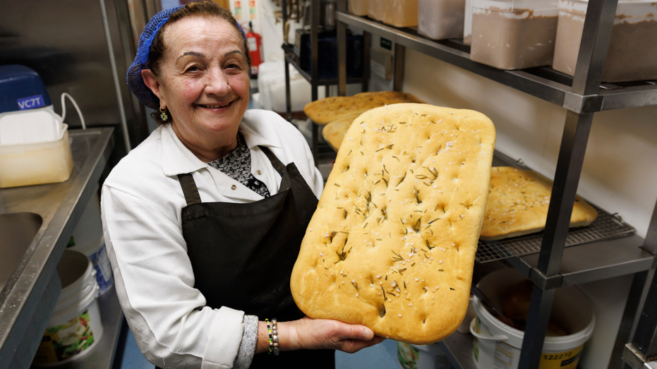 Food lover, 80 years old, still runs kitchen 'with immense pride' after 50 years