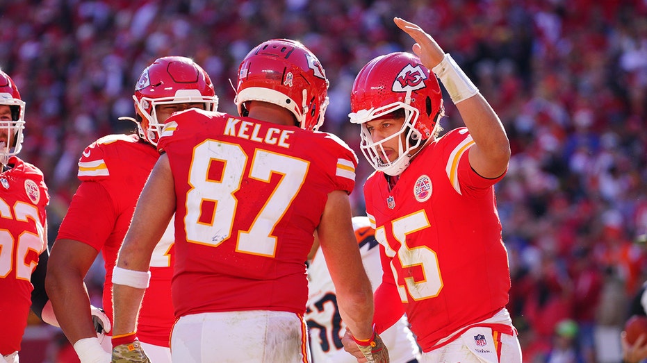 Chiefs block Broncos' game-winning field goal attempt to save undefeated season in miraculous fashion