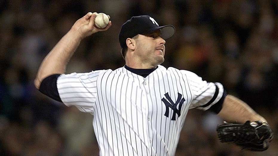 Yankees great Roger Clemens fires off message to those who said they'd leave US if Trump won election