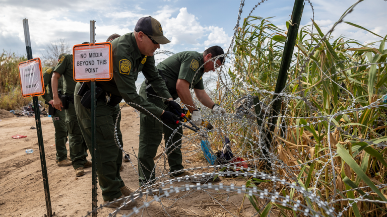 Appeals court rules Texas has right to build razor wire border wall to deter illegal immigration: 'Huge win'