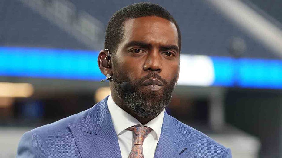 Vikings legends Cris Carter, Jake Reed lead Randy Moss tributes after ex-NFL star reveals cancer diagnosis