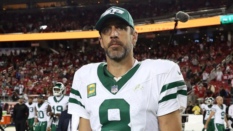 Aaron Rodgers says it 'ridiculous' to believe he has more to prove, still hopes to return to Jets next year