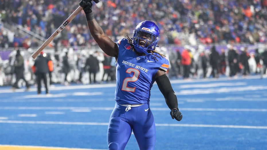 Boise State wins Mountain West championship as first expanded CFP bracket begins to take shape