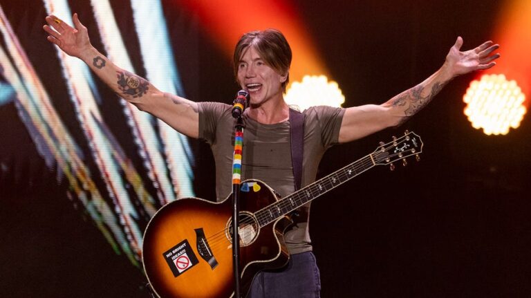 Goo Goo Dolls singer hospitalized with pneumonia; band cancels concerts in South Africa