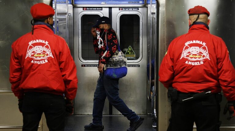 Guardian Angels resume New York City patrols after subway burning death: 'Never seen it this bad'