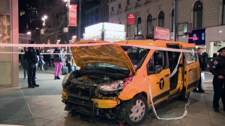 NYC cab driver who plunged into crowd of pedestrians was experiencing medical emergency, police say