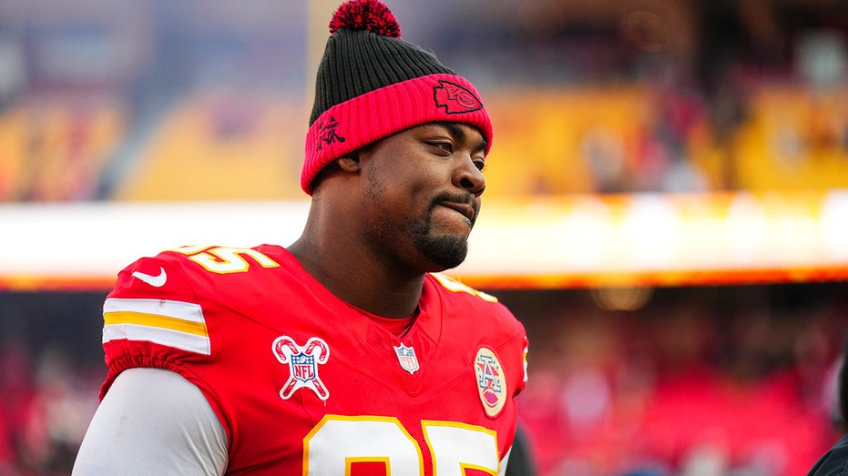 Chiefs star Chris Jones cries during the national anthem ahead of playoff game against Texans