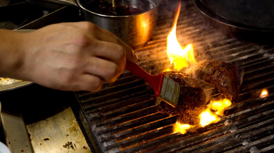 New NYC 'char broil' rule would force restaurants to cut emissions by 75%