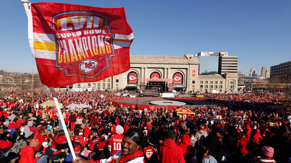 Chiefs potential Super Bowl celebrations will not feature public rally following 2024 mass shooting: report