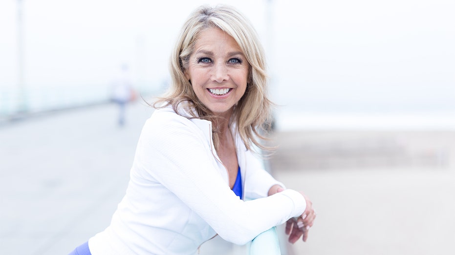 Denise Austin knows why New Year's resolutions fail, shares simple tip for success