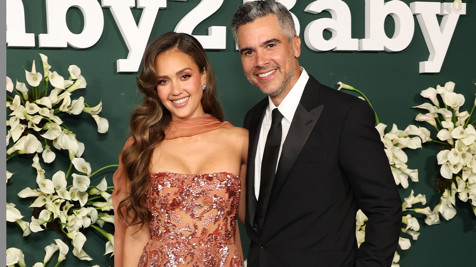 Jessica Alba, Cash Warren split after 16 years of marriage