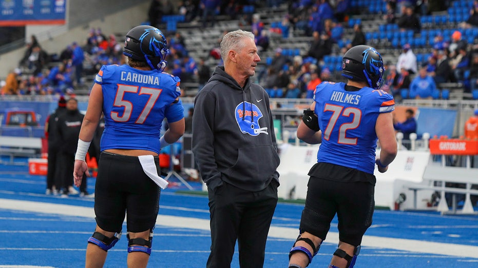 Boise State coach pleads for fans to donate to NIL fund with other teams offering up to '10 times more'