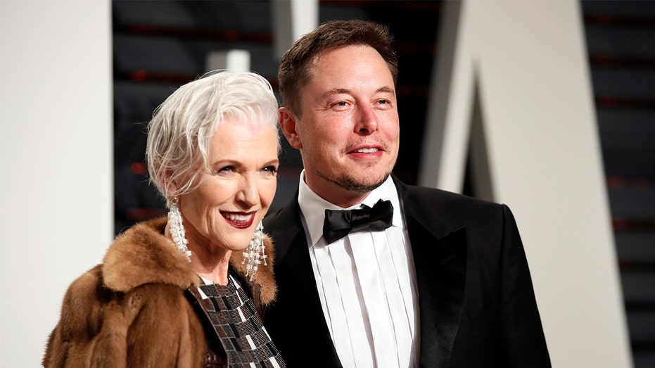 Elon Musk's mother urges him to sue CNN, other news outlets for peddling 'Nazi salute' narrative