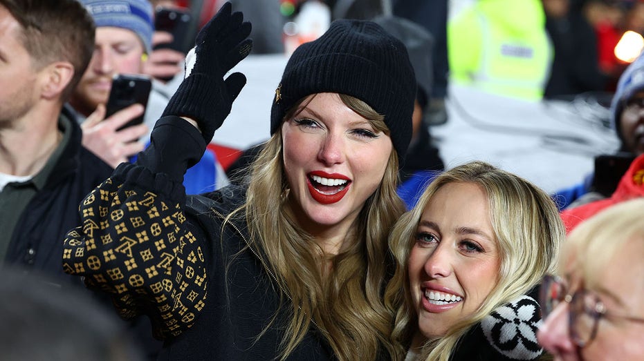 Taylor Swift thanks Brittany Mahomes for keeping her calm during intense Chiefs AFC title win