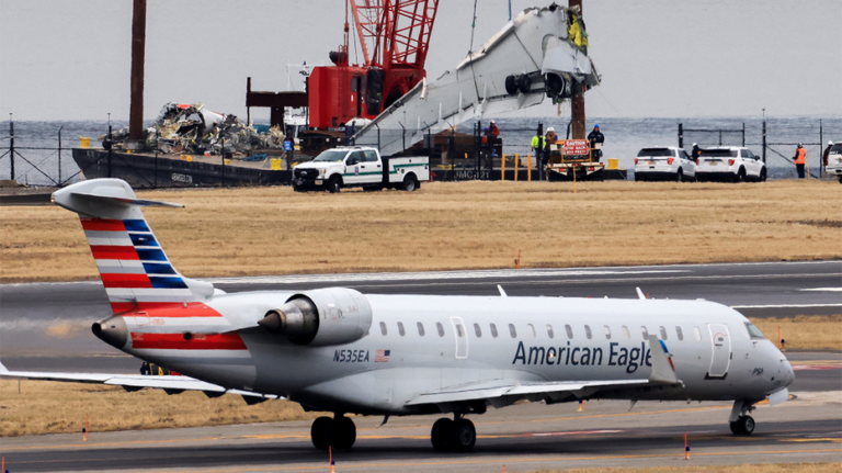 FAA, NTSB to brief senators on Washington, DC midair collision