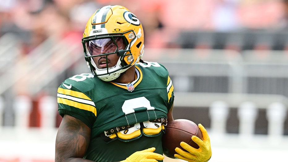 Packers' Josh Jacobs thinks running back pay 'has to go up' as players like Saquon Barkley lead offenses