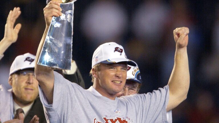 Buccaneers announce Jon Gruden will be reinstated into Ring of Honor