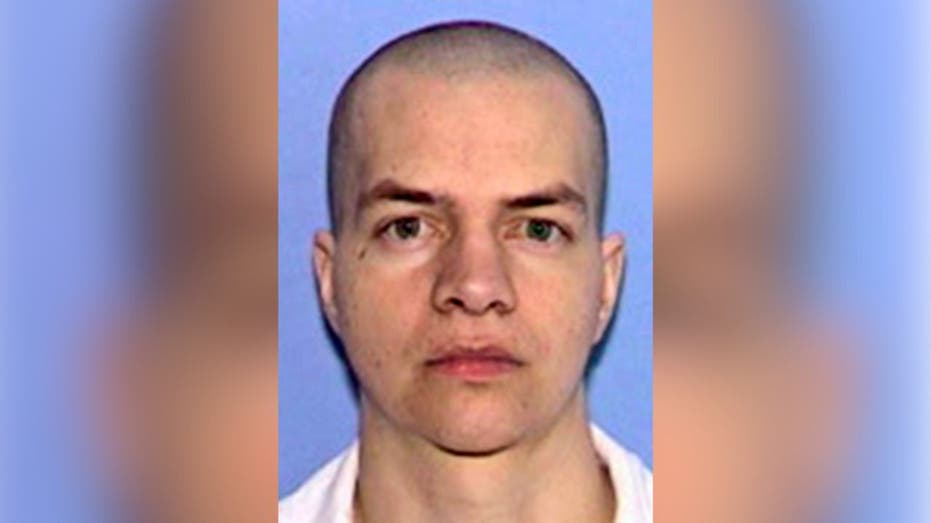 Texas death row inmate mouths final 2-word message to victims' families before execution