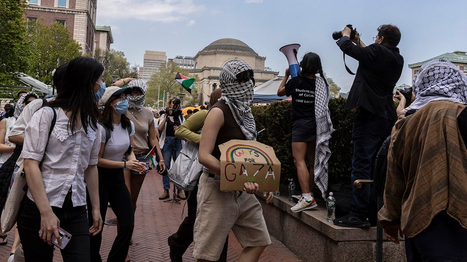 Columbia's anti-Israel protesters say Trump pulling $400M in grants from university is a 'scare tactic'