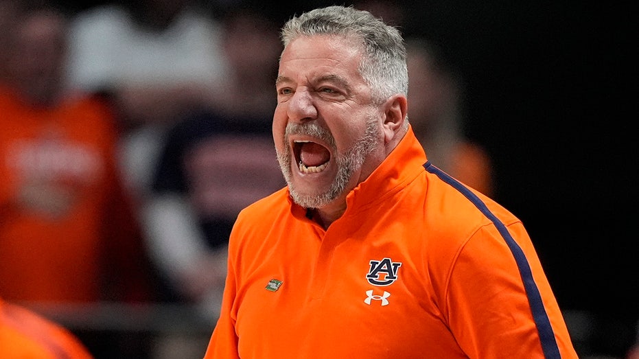 Auburn's Bruce Pearl calls for release of Edan Alexander from Hamas captivity