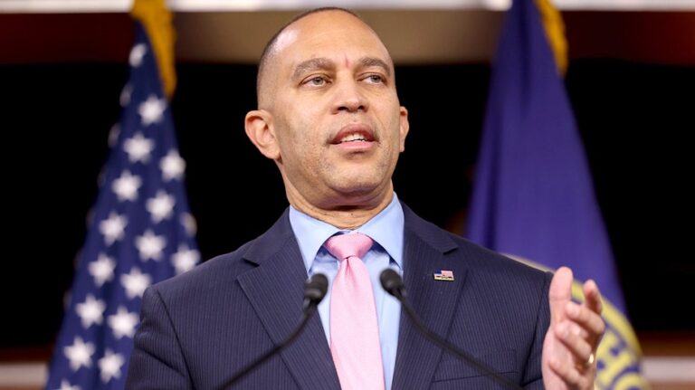 House Dem Leader Hakeem Jeffries says he plans to attend Trump's speech: 'dignified Democratic presence'