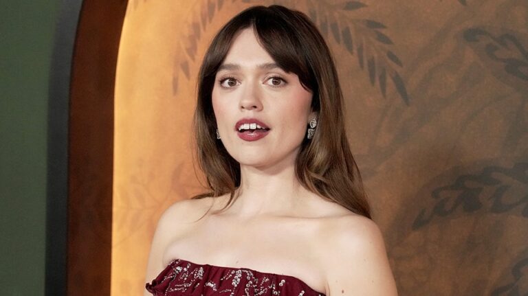 'White Lotus' star slams 'SNL' over 'mean' parody