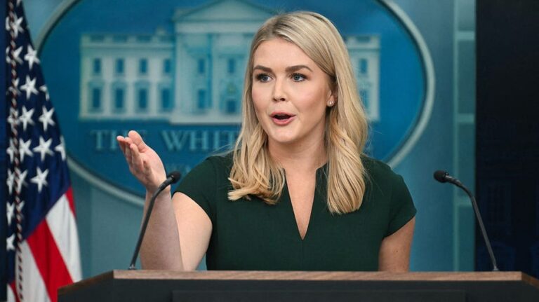 Trump White House policy to ignore reporters using pronouns in emails brings praise and harsh criticism