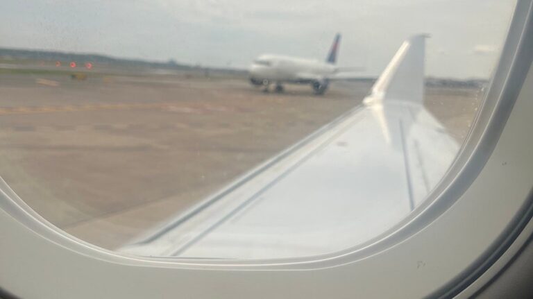 American Airlines flight carrying US lawmakers ‘bumped’ by second plane on tarmac in DC
