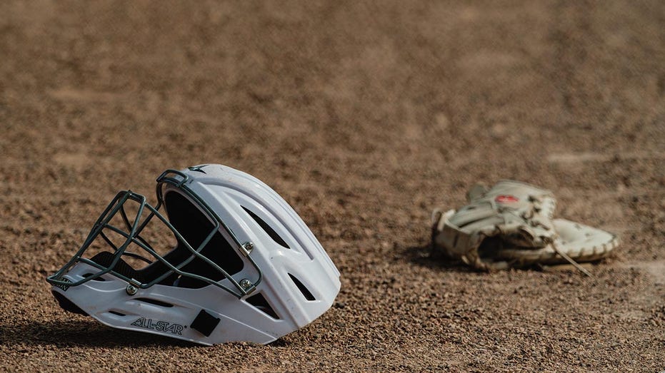 College softball player, coach dead after being involved in head-on collision while traveling from game