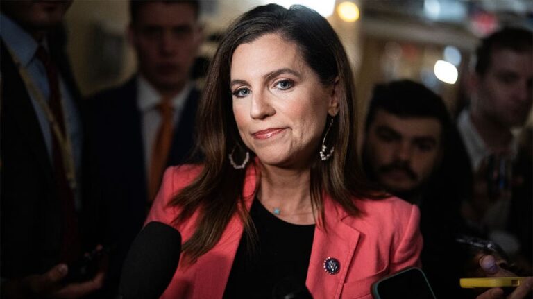 Mace files resolution to expel House Democrat after her arrest at ICE detention facility protest
