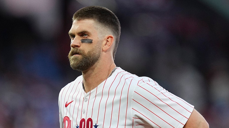 2-time MVP Bryce Harper turns back the clock with major change amid slump