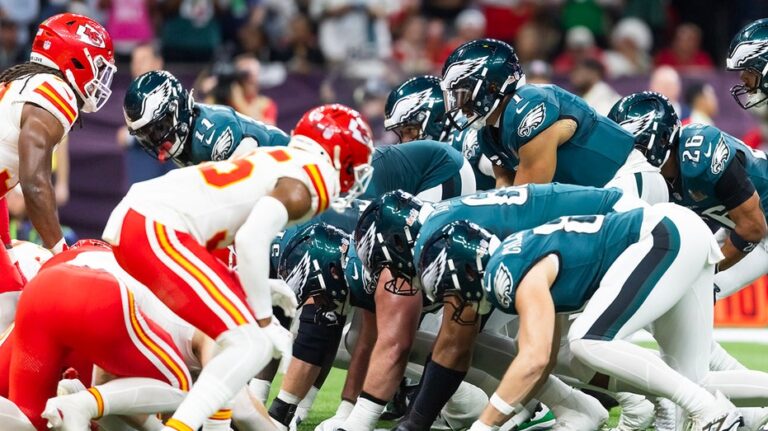 Eagles' Saquon Barkley shares simple message for critics of tush push
