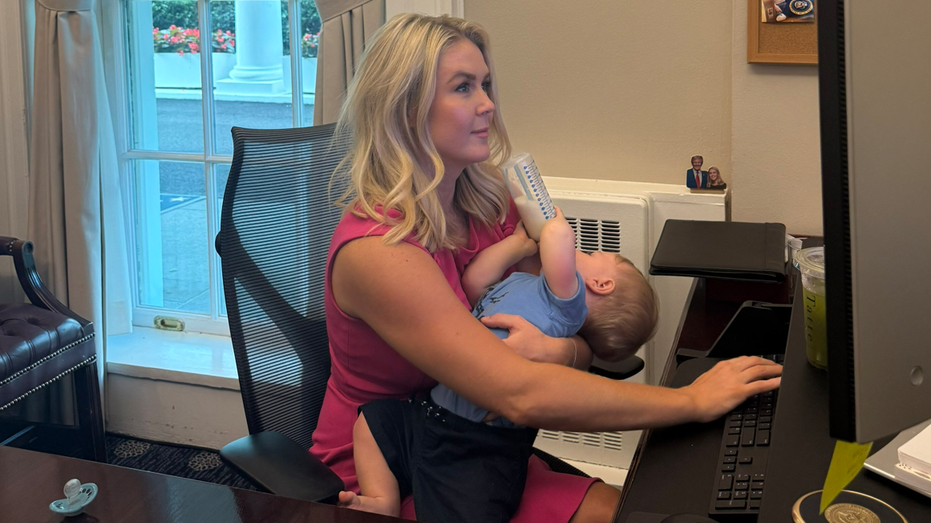 Photo of White House press secretary Karoline Leavitt feeding baby while working goes viral