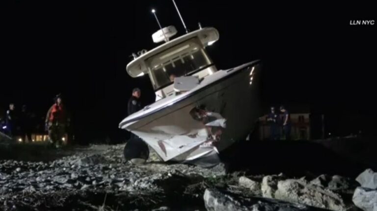 Sport fishing boat violently crashes into Meschutt Beach jetty, injuring four
