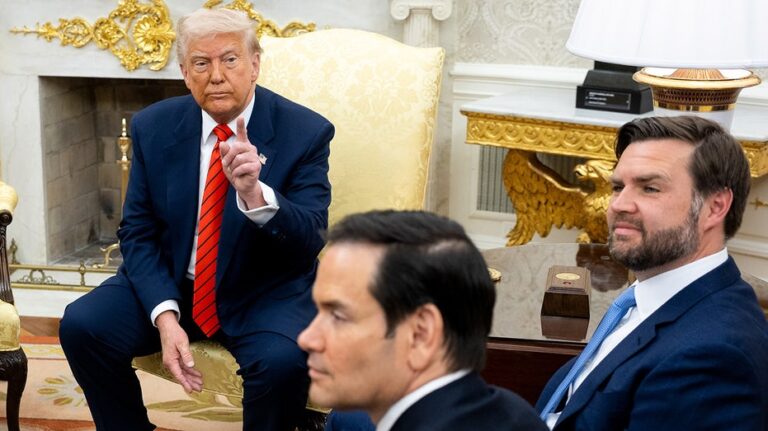 Inside the White House's effort to pull India, Pakistan back from the brink of war