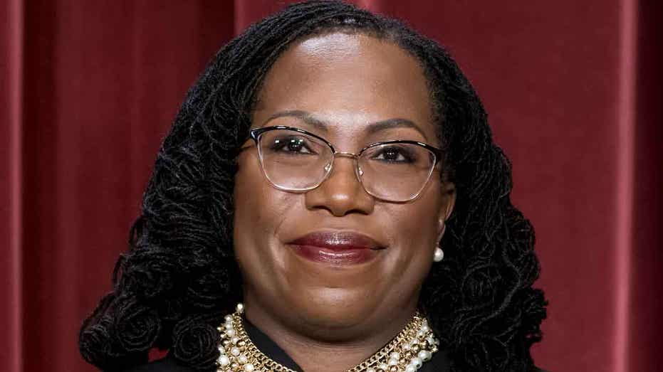 Supreme Court rules unanimously in favor of straight Ohio woman who claimed discrimination