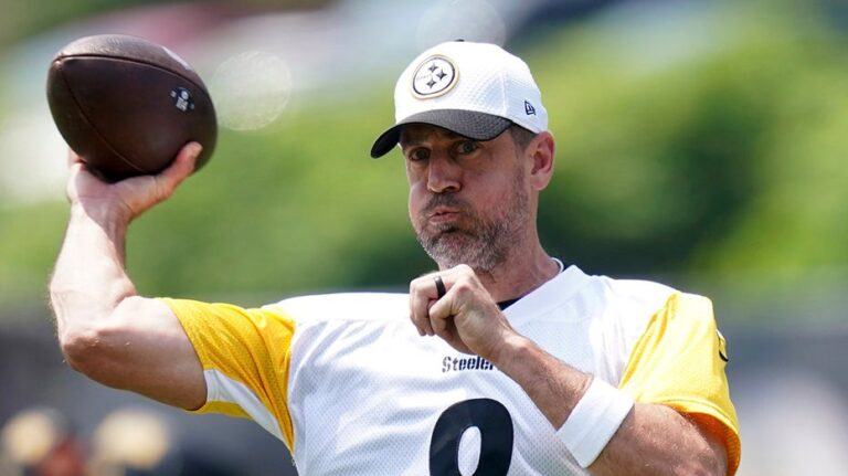 Why Super Bowl champion Joe Theismann believes Aaron Rodgers has 'potential' to be successful with Steelers