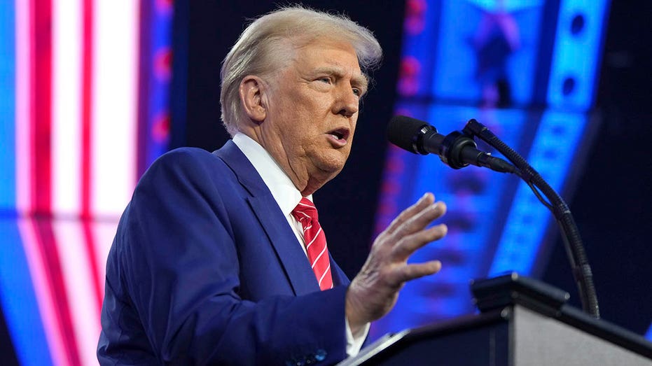 Democrats need their ‘own Trump,’ podcaster urges in NY Times