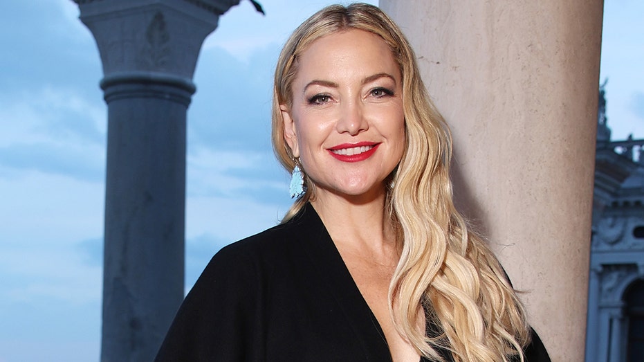 Kate Hudson confesses she nearly sought emancipation from Goldie Hawn to advance acting career