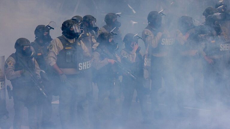 Federal agents thwart man's explosive alleged plot against officers during LA riots