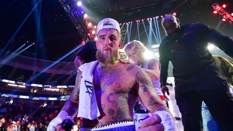 Jake Paul tells booing crowd 'shut the f--k up' after beating Julio César Chávez