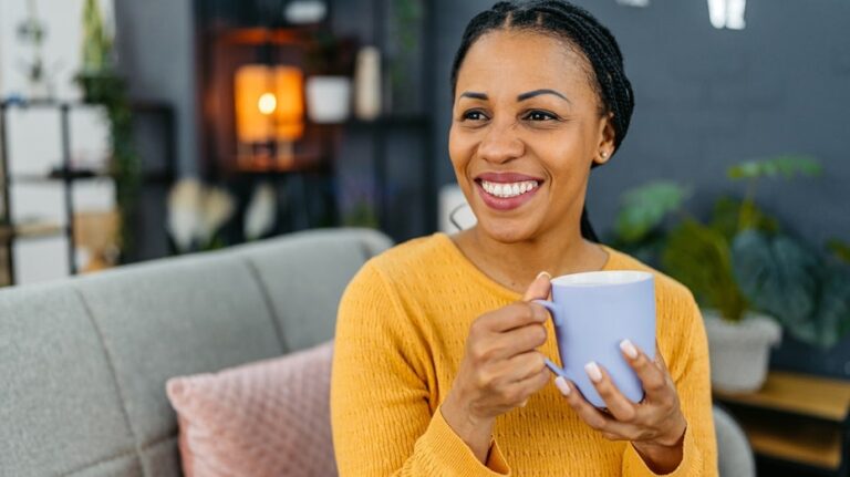 Daily coffee drinking linked to major health benefit in women as they age, study finds