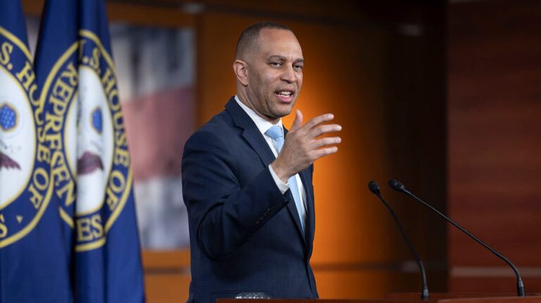 Democrats frustrated over lack of a heads-up from Hakeem Jeffries on delaying Trump’s spending bill