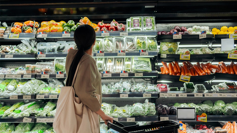 'Food is medicine' movement may be key to reversing health decline: Here's what to eat
