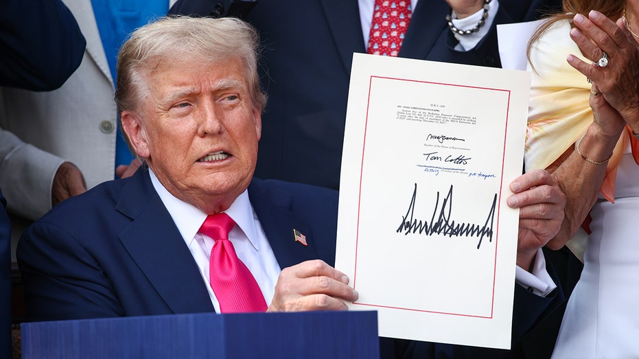 Scoop: Democrats launch billboards outside hospitals to target Trump for 'Gutting Rural Health Care'