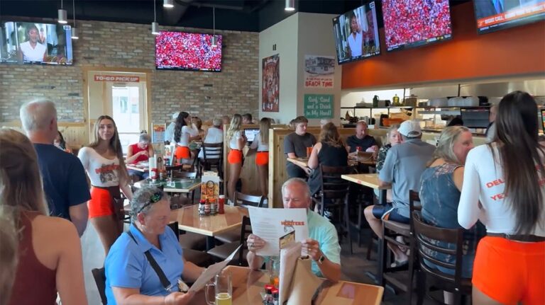 Seniors flock to surprising new Hooters restaurant in Florida retirement paradise: 'I'd come back'